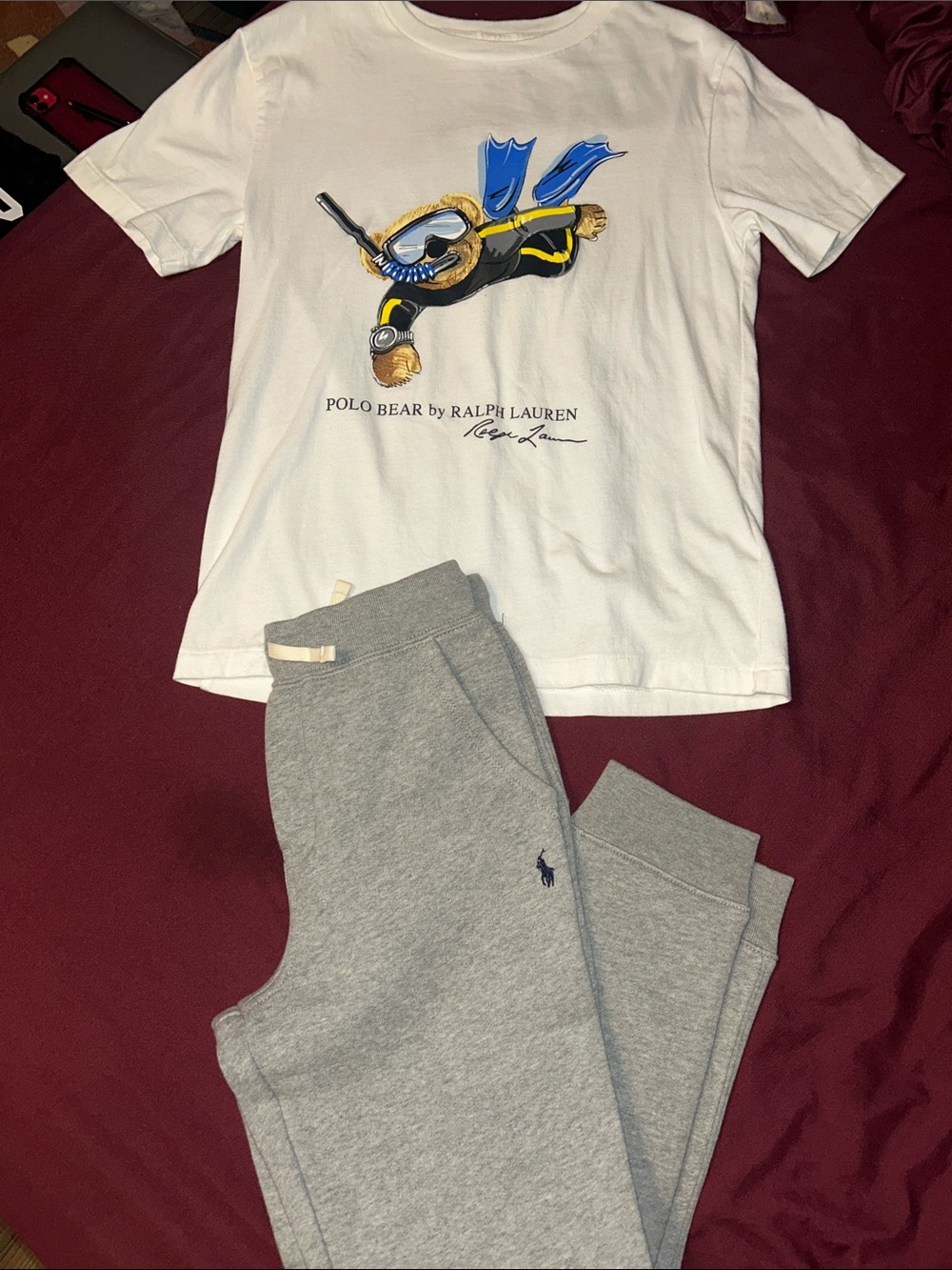 Polo by Ralph Lauren White Graphic Scuba Bear Tee & Gray Jogger Set